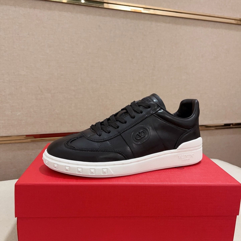 Valentino Sneakers